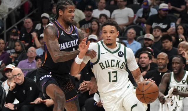 开云入口-罗林斯26+10+7杰伦·格林24分 雄鹿客场险胜太阳