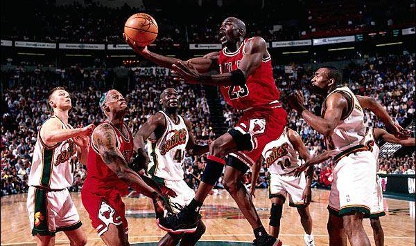 开云APP-1996-1966总决赛回望，湖凯恩怨开始，公牛王朝立威